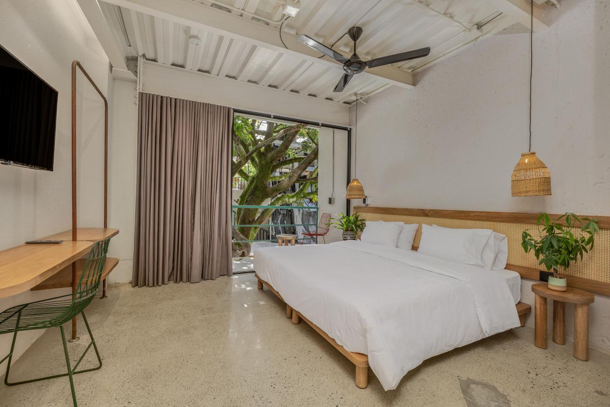 Botanica Casa Hotel Manila By Housy Host Medellín Exteriör bild