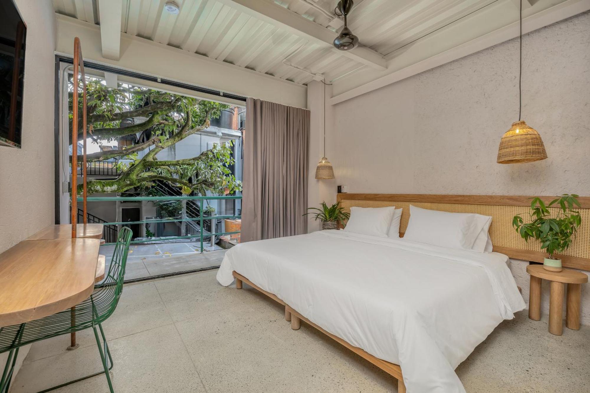 Botanica Casa Hotel Manila By Housy Host Medellín Exteriör bild