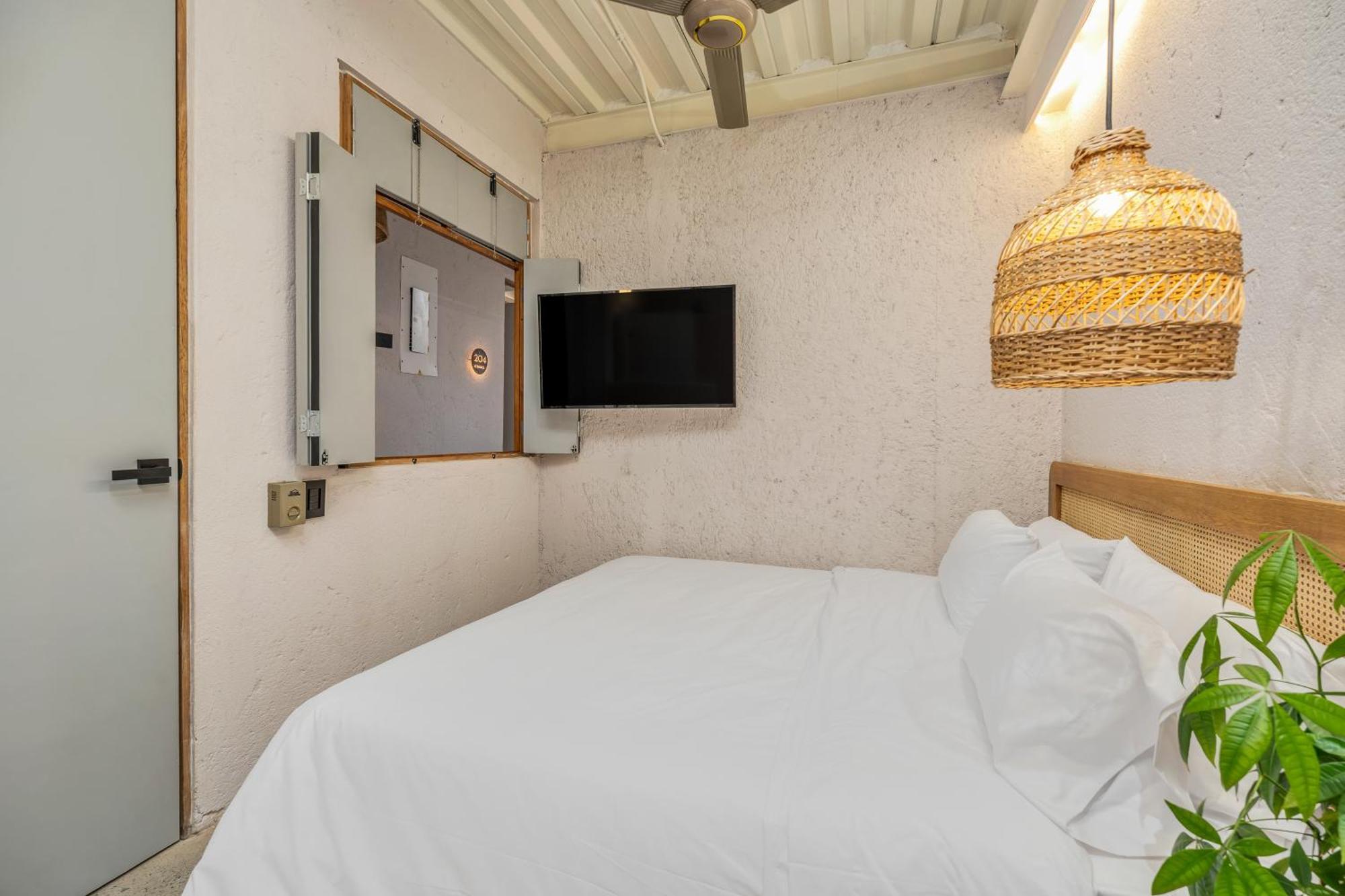 Botanica Casa Hotel Manila By Housy Host Medellín Exteriör bild