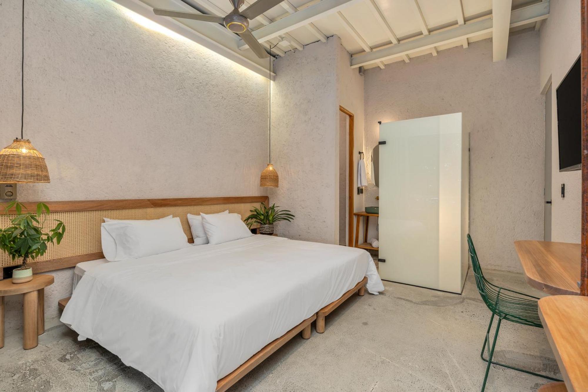 Botanica Casa Hotel Manila By Housy Host Medellín Exteriör bild