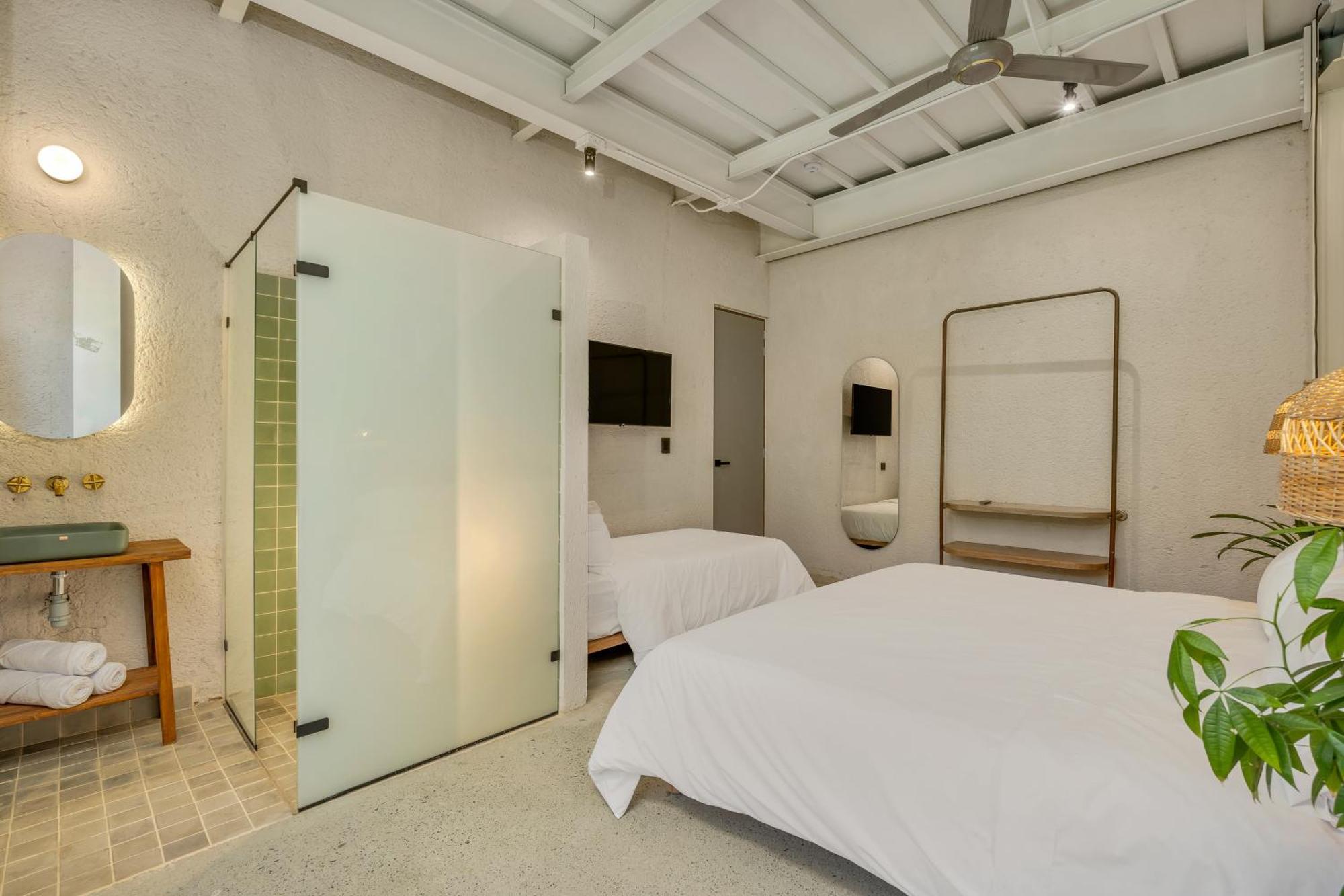 Botanica Casa Hotel Manila By Housy Host Medellín Exteriör bild