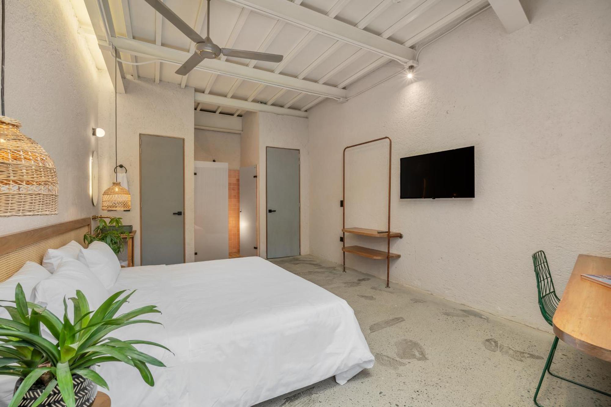 Botanica Casa Hotel Manila By Housy Host Medellín Exteriör bild